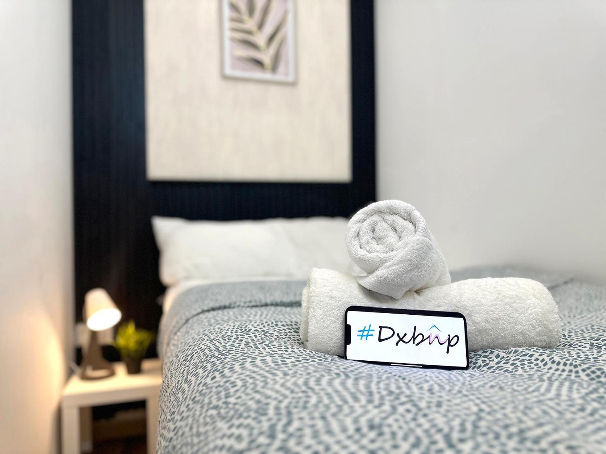 Nomad Partition Room In Barsha Heights 3 Mins To Icm Metro Dubai Eksteriør bilde