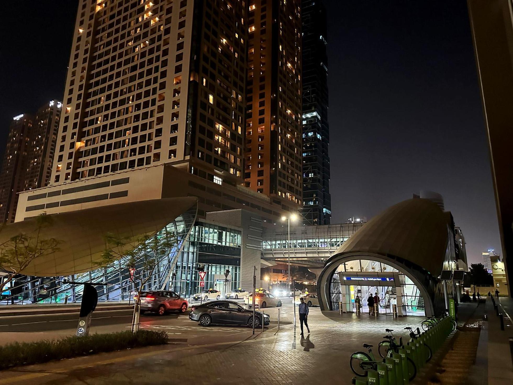 Nomad Partition Room In Barsha Heights 3 Mins To Icm Metro Dubai Eksteriør bilde